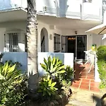 Beach Apartment - Sleeps 6 Pool & Private Terrace